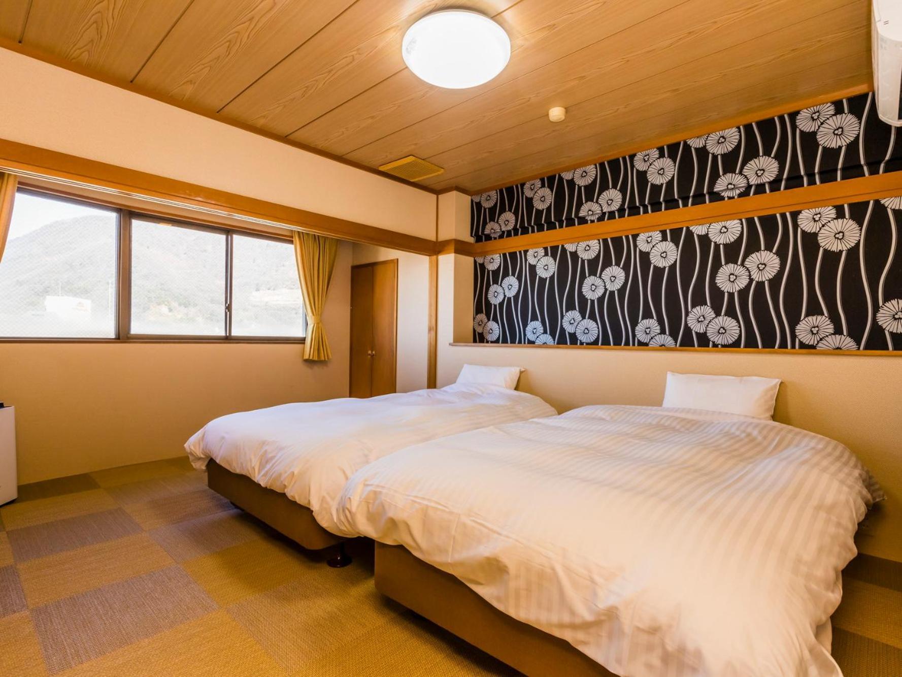 Japanese Onsen Ryokan Kohakuen Fuefuki Buitenkant foto